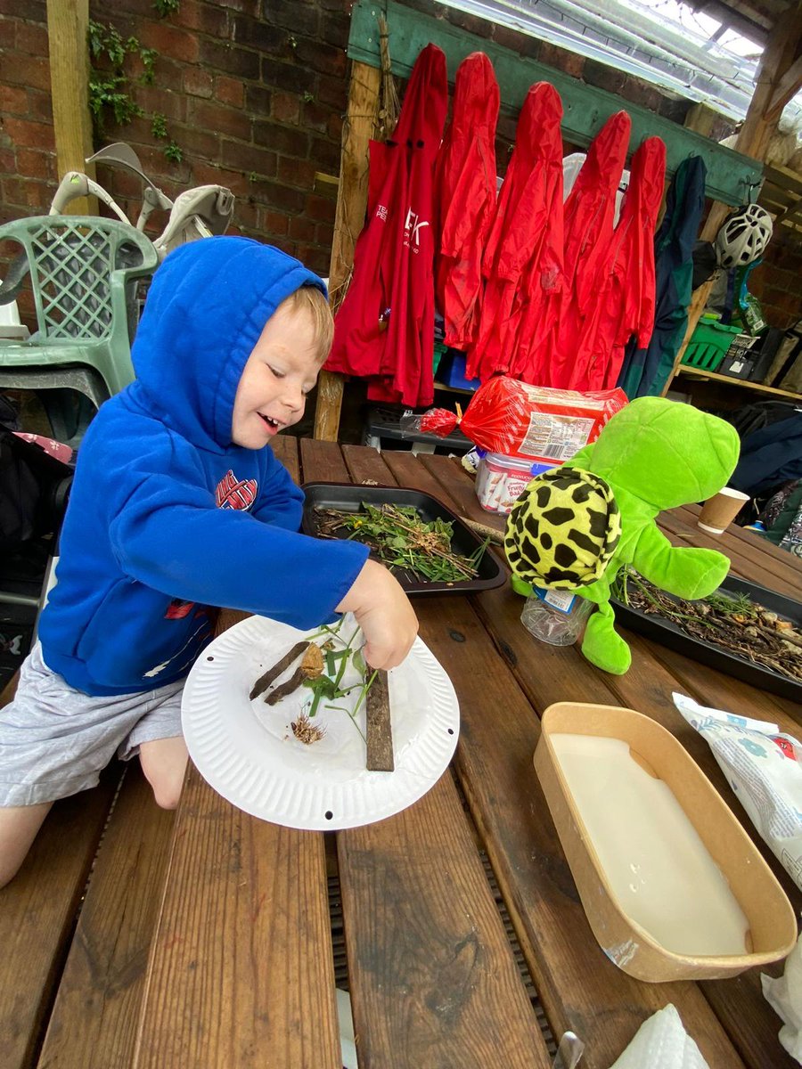 CourtneyPEEK tweet media