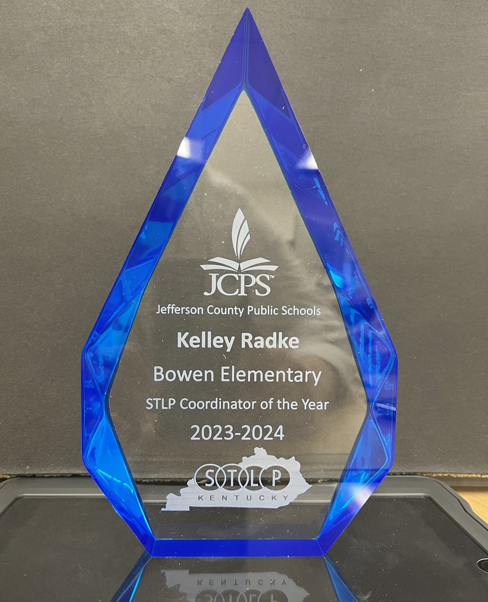 Celebrating @BowenBees and their K-5 @STLPKentucky State Championship today! Also, congrats to their coordinator @kelley_radke for winning the @JCPSKY Coordinator of the Year award for the 2nd year in a row! #JCPSDigIn