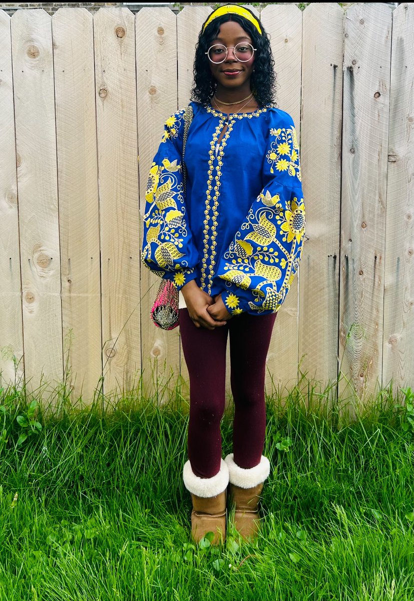 thatsbaba's tweet photo. 💛HAPPY VYSHYVANKA DAY💙

Our friends and family put on their favorite vyshyvankas today

#vyshyvankaday #vyshyvanka 
#DoGoodLikeBabaWould https://t.co/s7Xj1rI6qU