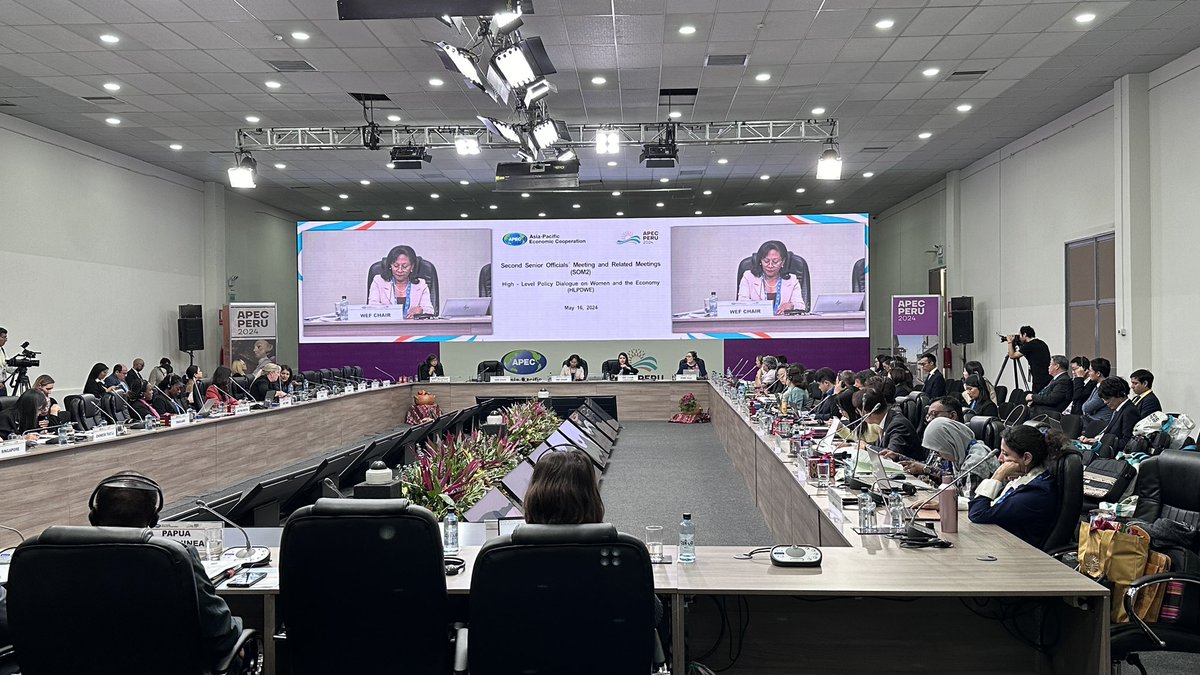 The High-Level Policy Dialogue on Women and the Economy chaired by Peru’s Minister of Women and Vulnerable Populations, Angela Teresa Hernández is underway. More updates from the discussions from today’s meeting to come! #APECPeru2024 @apecperu @MimpPeru