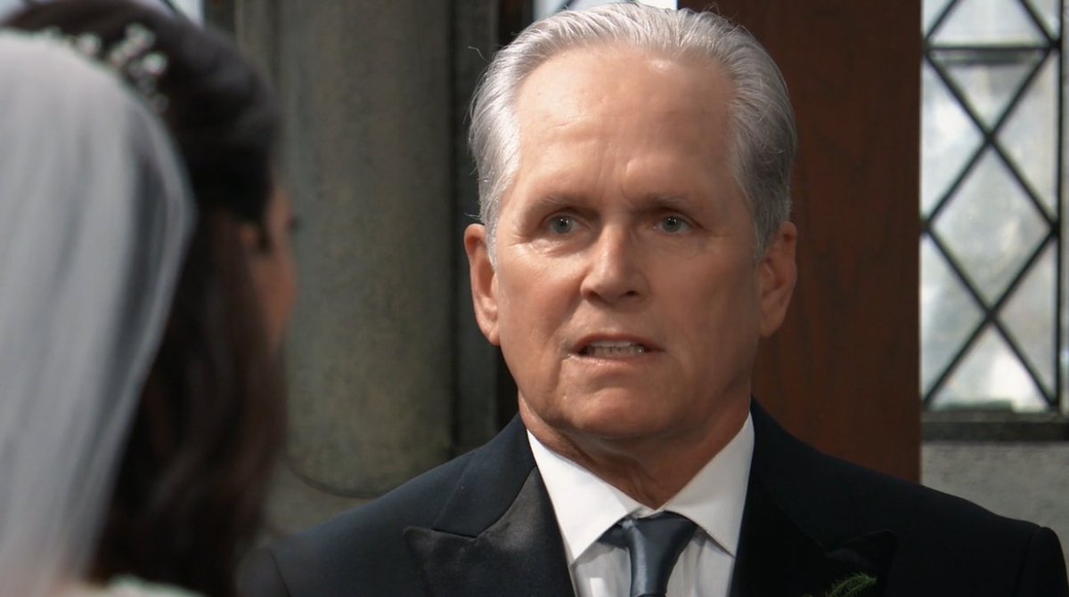 Gregory thought he could make it through Chase and Brook Lynn's ceremony. Should someone step in for him? #GH is all-new and starts RIGHT NOW on ABC! @TheRealGregoryH