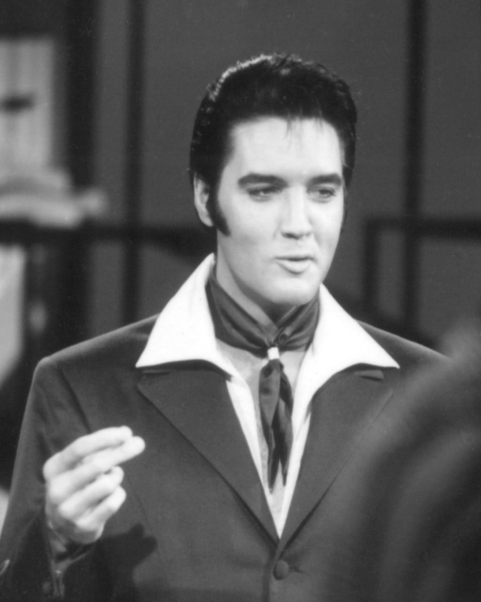 “Sometimes when I walk into a room at home and see all those gold records hanging around the walls, I think they must belong to another person. Not me. I just can't believe it's me.”

#ElvisPresley #Icon #GoldRecords #Humble #MusicLegend #Reflections #Achievement