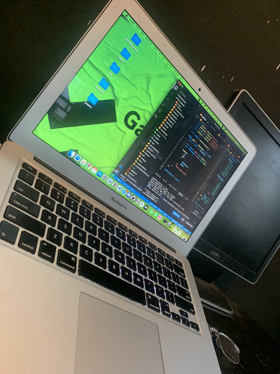 Picture from a team member (developer)…. 

- We Build 🥂
- We’re Building 👨‍💻
- We are Builders 

What do you have for us today?? ✅✅
Would you use @galdunx528 pfp as your wallpaper?  🤔