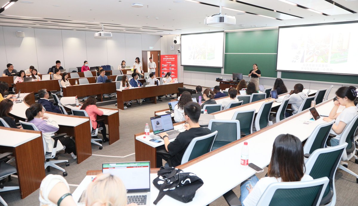 “Despite the initial feelings of confusion, I’ve found a sense of purpose in promoting cross-cultural interactions.” 8 #NextGen from different countries and departments shared their stories with Tsinghua – enjoying the campus life, making unique explorations, and more.