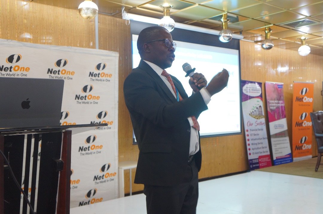 PowerTelZW's tweet image. Powertel making presentation on Bridging the Digital Divide & Emerging Technologies at the Annual Technology Conference at Rainbow Towers. #ArtificialIintelligence
##Unlockingthedigitalfuture