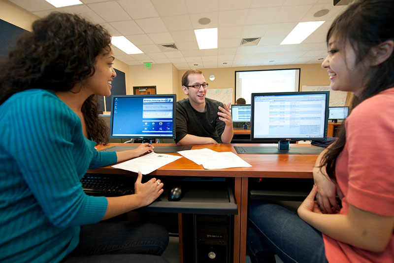 Several CEHD faculty co-authored an article on designing computing activities that could be added to teaching methods courses for English language arts, mathematics and science education students. See what they found: t.gsu.edu/3V2HJor