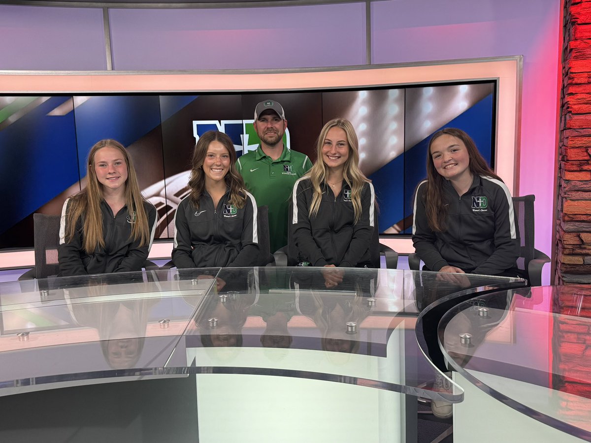 TUNE IN tonight to Jim Matteson’s Prep Rally at 6:30 on WEEK! Hear from Coach Ralph, Ellen Dahlquist, Elly Bare, Parker Miller, and Sydnee Wharton about PND soccer! ☘️⚽️