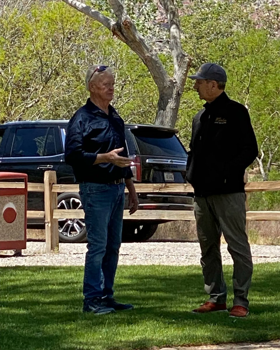 The Merlin team enjoyed our company picnic at Bonnie Springs last week. We had a fabulous time connecting with each other and taking in the gorgeous views! 

#Builder #CustomHomeBuilder #Nevada