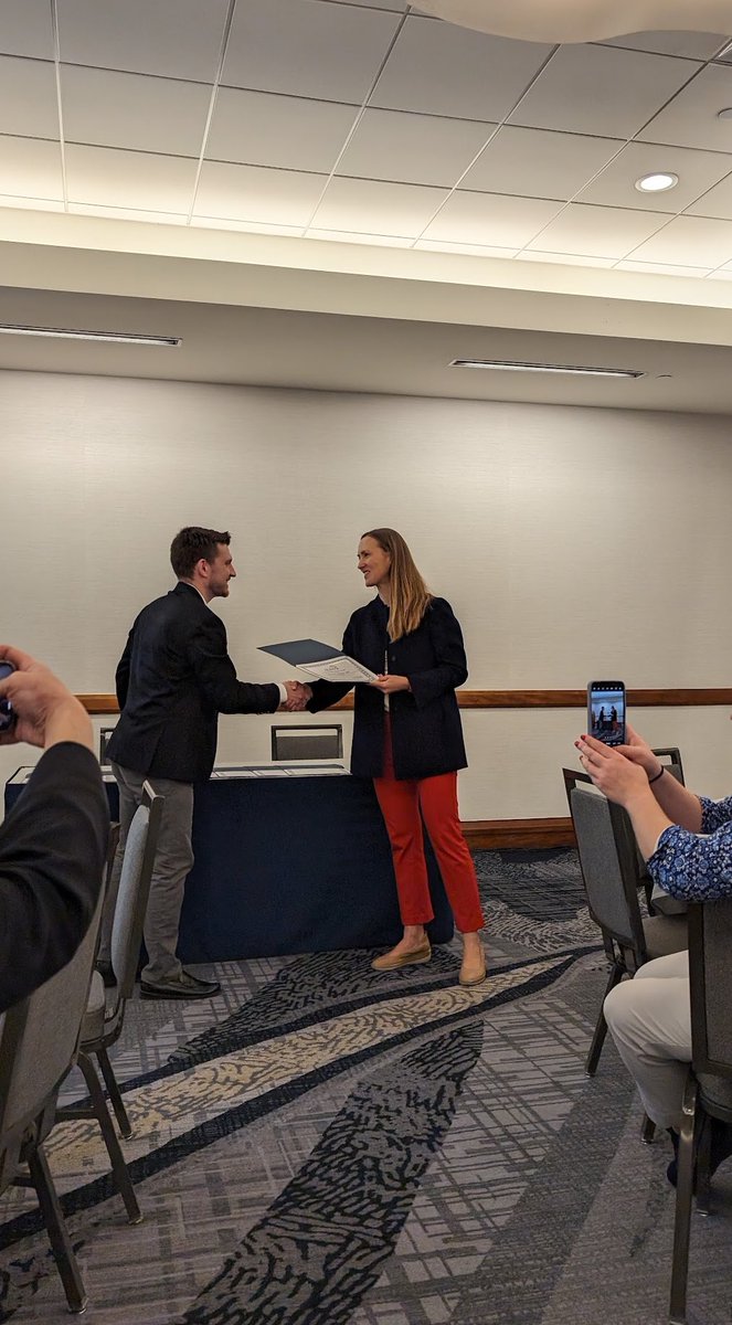 Honored to have received AGEM’s Best Resident Research abstract 🌟

Come here about it tomorrow in the Geriatrics Oral Presentation Session! #AGEM #SAEM