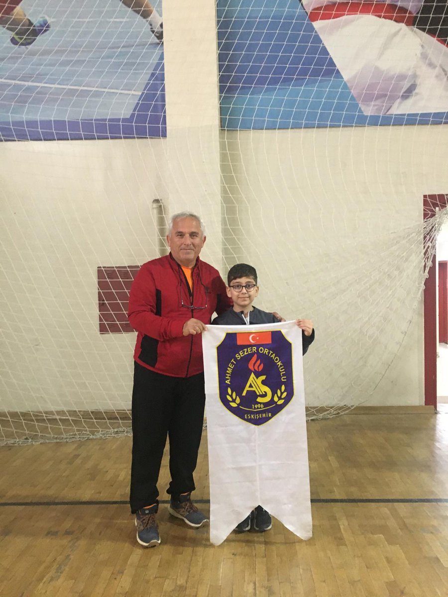 Okullararası Taekwondo Küçük Erkekler 36 kg da Eskişehir müsabakasında okulumuz 5j sınıfından Güven Erdem Apaydın bronz madalya kazandı. Sporcumuzu tebrik ediyor, başarılarının daim olmasını diliyoruz.<a href="/EskisehirMem/">Eskişehir İl Milli Eğitim Müdürlüğü</a> <a href="/odunpazarimem/">odunpazarımem</a> <a href="/sinan_umem/">Sinan Aydın</a> <a href="/kutlayylmaz1/">kylmz</a>