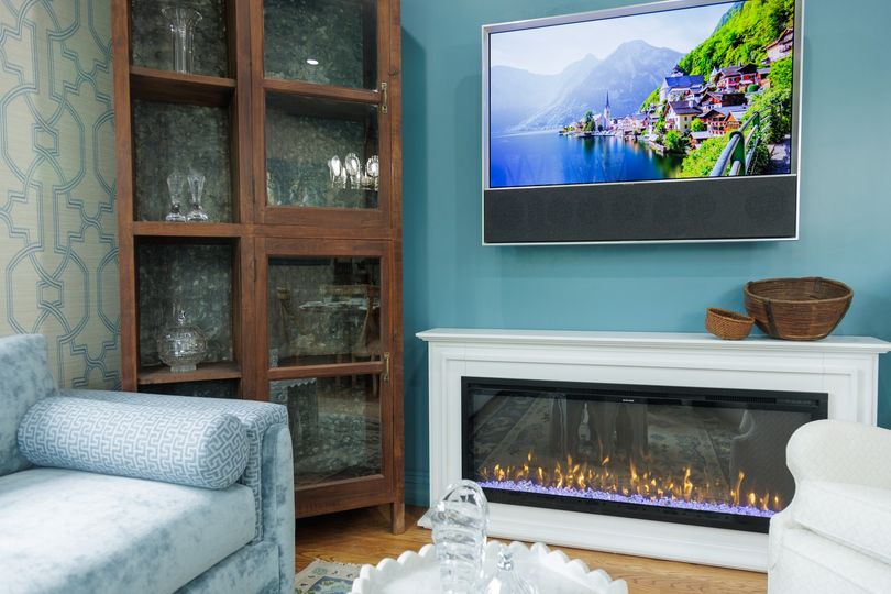 2024 Pasadena Showcase House -- Final Week! Touchstone Sideline Elite® 50 Smart Electric Fireplace with Encase® Surround Mantel, photo credits: HERMOGENO DESIGNS and 8x10proofs If you are in the Pasadena, CA area between now and May 19, check out the Potter Daniels Manor at the