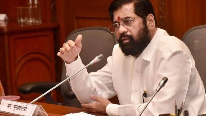 Breaking News: Maharashtra goes one step further in 'MAKE IN INDIA' initiative. ~ 'One District, One Product ' scheme launched with the construction of UNITY MALL. CM Eknath Shinde promises to ensure that local products from various corners of state will be promoted in this👌