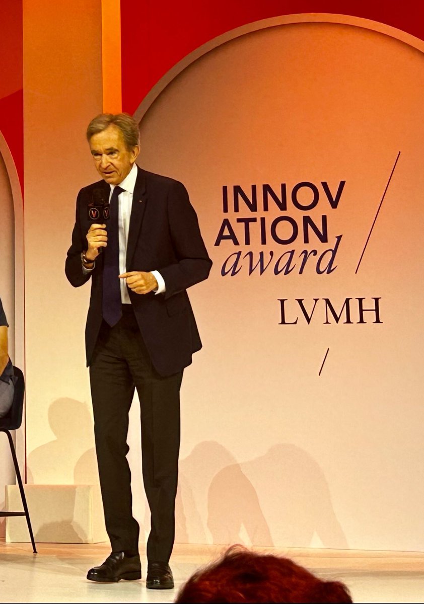 [Tech ] #Luxe ✨et innovation : LVMH révèle les startups présentées à #Vivatech pour le LVMH Innovation Award 2024 Découvrez les startups par secteurs et les enjeux du luxe à Vivatech buff.ly/3UnaSt4
