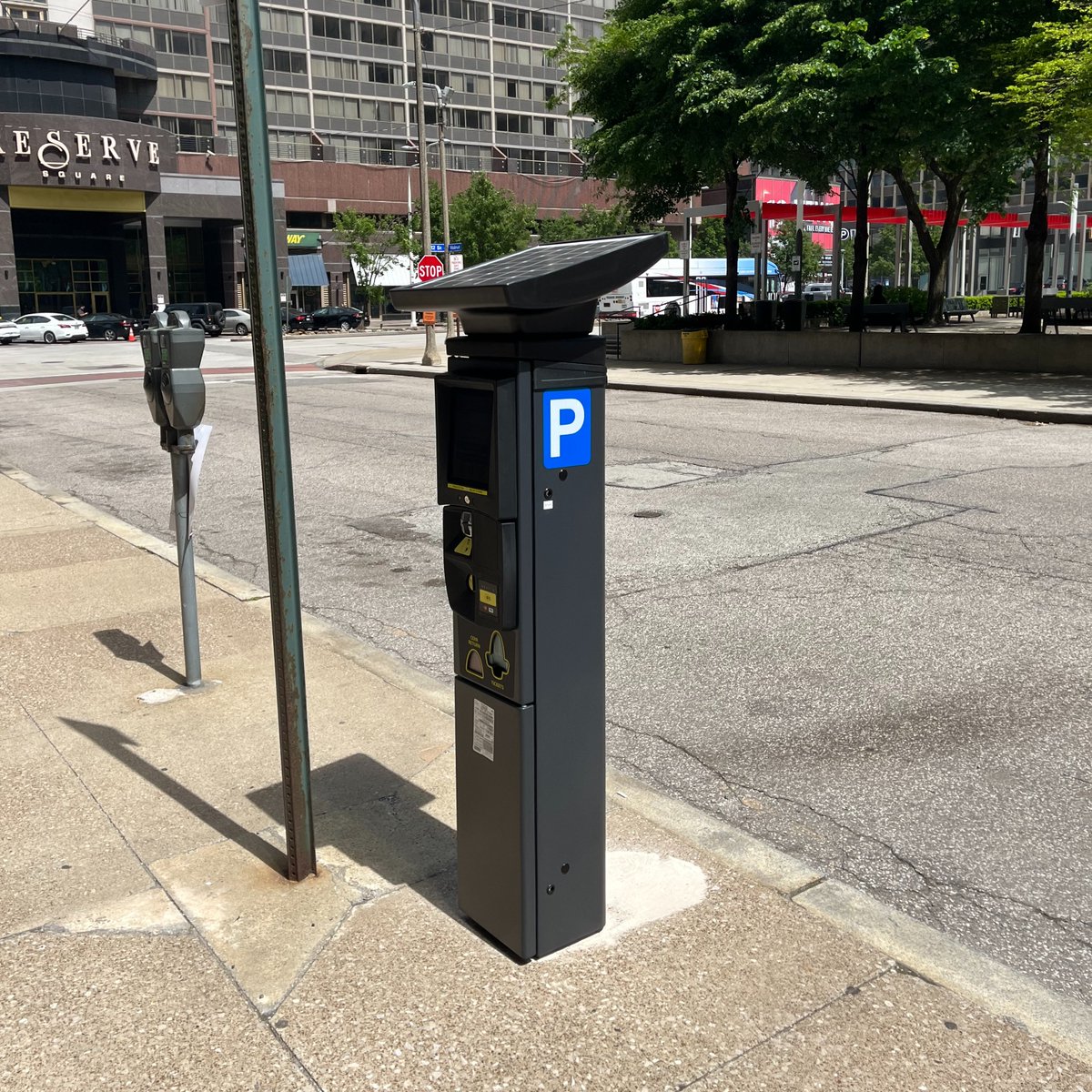 Start saying goodbye to parking meters! The installation of Multispace Pay Stations has begun. Coin-only meters will be replaced with pay stations. Parking fees can be paid at the pay station or through ParkMobile! Learn more: bit.ly/3UI6CVj