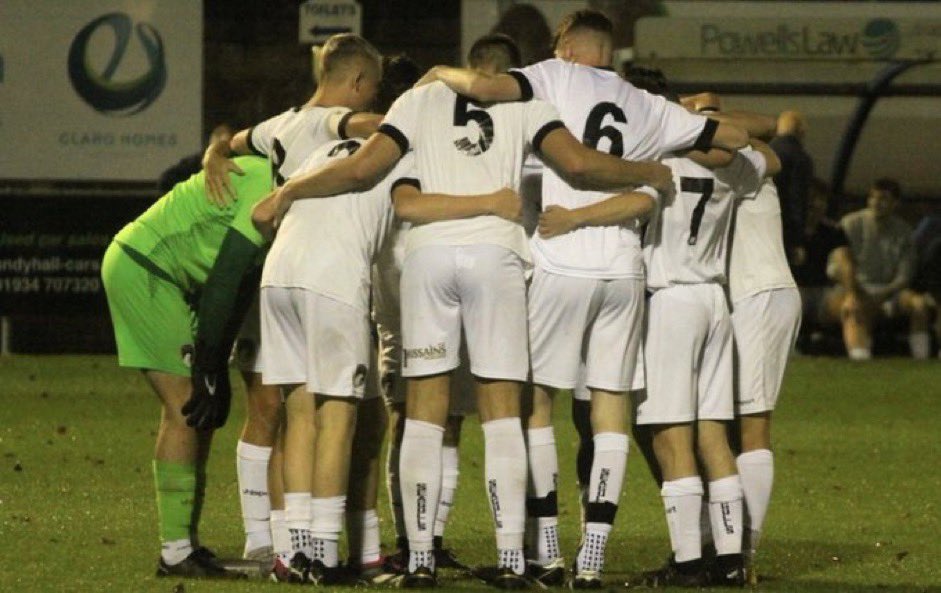 WsMAFC_U18sU19s's tweet photo. For one last time this season… ITS MATCHDAY!
We’re just over 2 hours away from kick off in a title decider at Portishead 🤩
⚽️ Portishead Town U18 vs Weston-super-Mare U18
⏰ 19:30
🏟 Bristol Road
🏆 Western Counties Floodlit League
🎟 Available at the ground
#YoungFlock ⚪️⚫️ https://t.co/4Qh2Ln5TKo