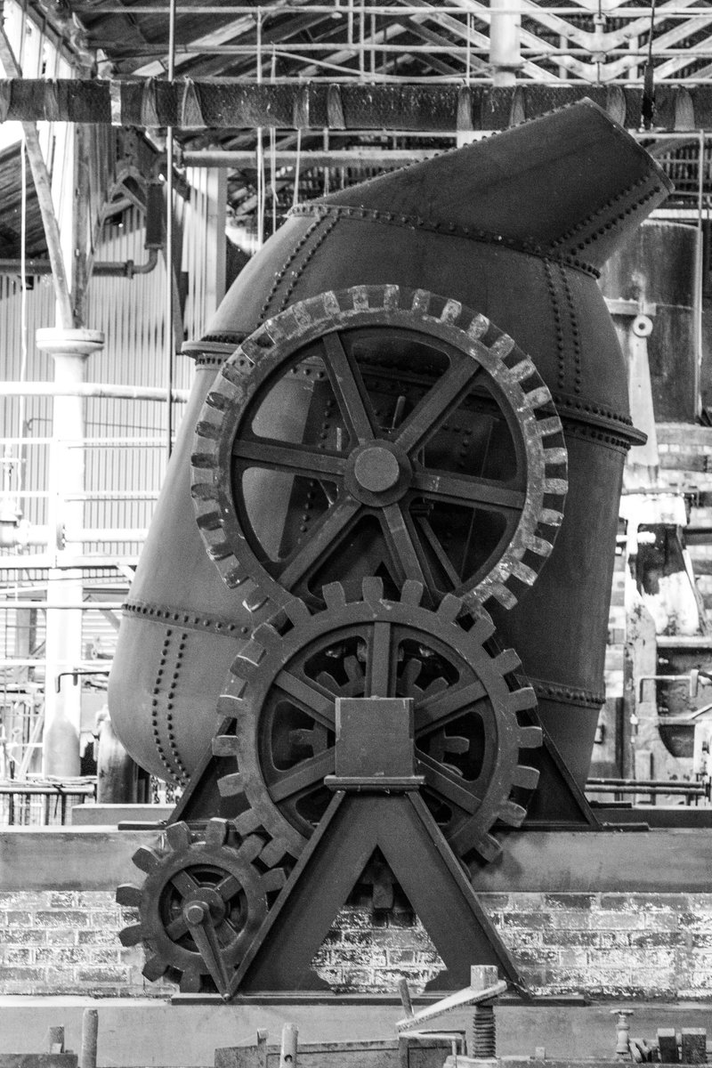 More cogs in the machine, different machine though!

#blackandwhite #blackandwhitephotography #industrialphotography