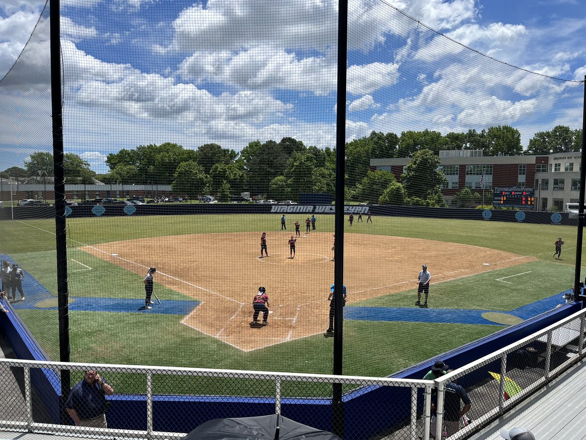 Absolutely perfect day for softball. @VWUSOFTBALL opening up the NCAA Regional with Eastern Connecticut State. @WTKR3