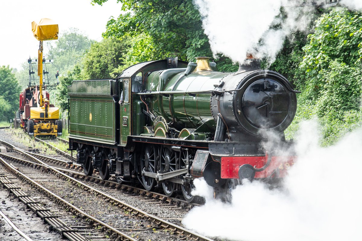 What a lovely sight! #severnvalleyrailway #hagleyhall #
