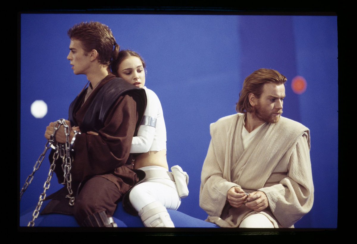 starwars's tweet photo. Behind the scenes of #AttackoftheClones. https://t.co/4zwfKQFXfx