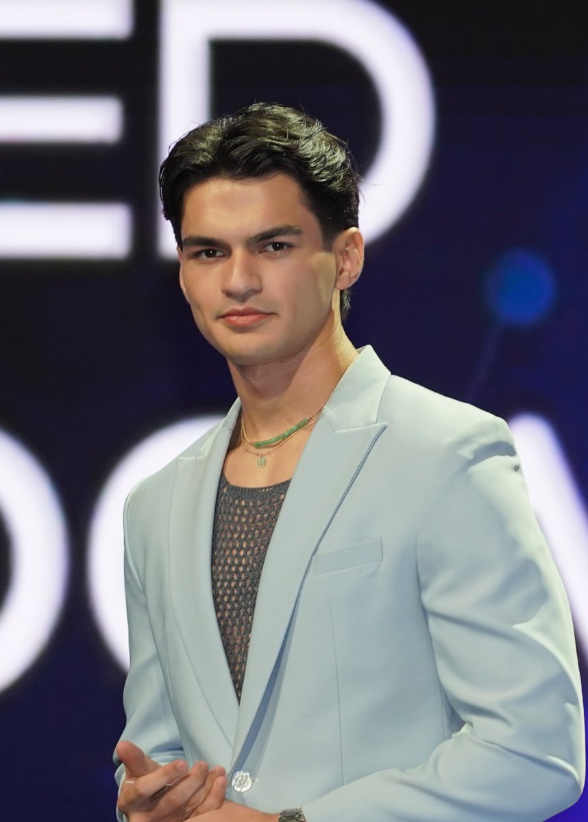 gmapinoytv's tweet image. Heating up the stage during the #SignedForStardom2024 event are the #BoysOfSummer. Presenting Jeff Moses, Yasser Marta, Radson Flores, Bruce Roeland, Prince Carlos, Vince Maristela, and Raheel Bhyria.