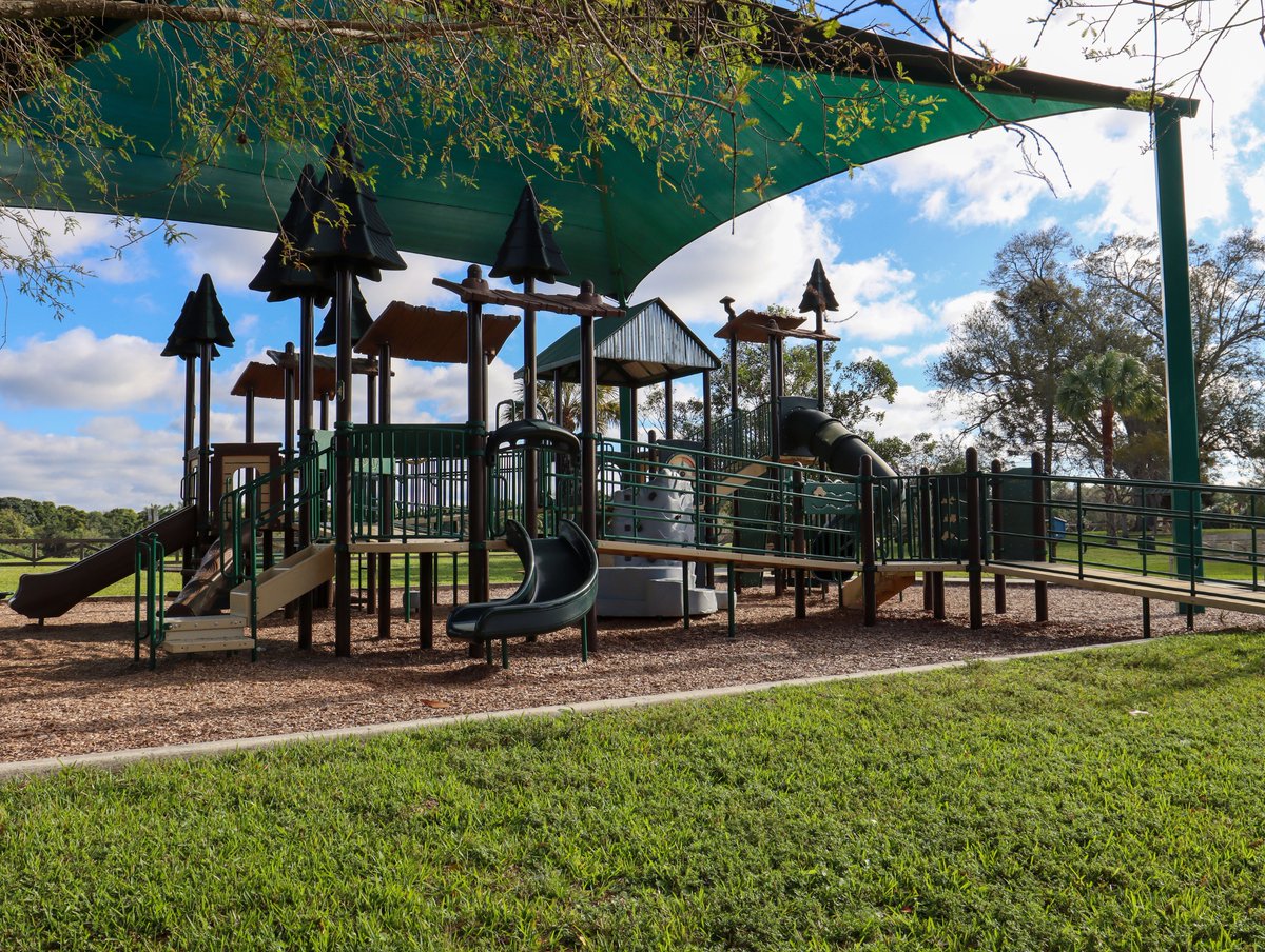 Mark your calendars, May 18th is #KidstoParksDay! Help us celebrate by connecting kids and families to visit one of our parks. Today, we’re spotlighting Robbins Lodge’s playground, a classic favorite for kids!

📍4005 Hiatus Road
☀️🛝 Park is open from 9 a.m. to sunset daily.