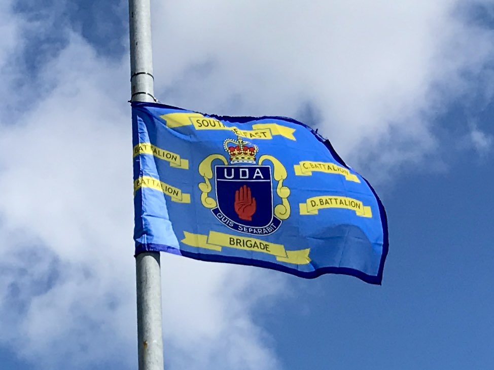 A week or so after the UDA nailed a man to a fence in Bushmills their flags are being put up across south Belfast. @deptinfra needs to finally act and get these flags down as a matter of urgency.