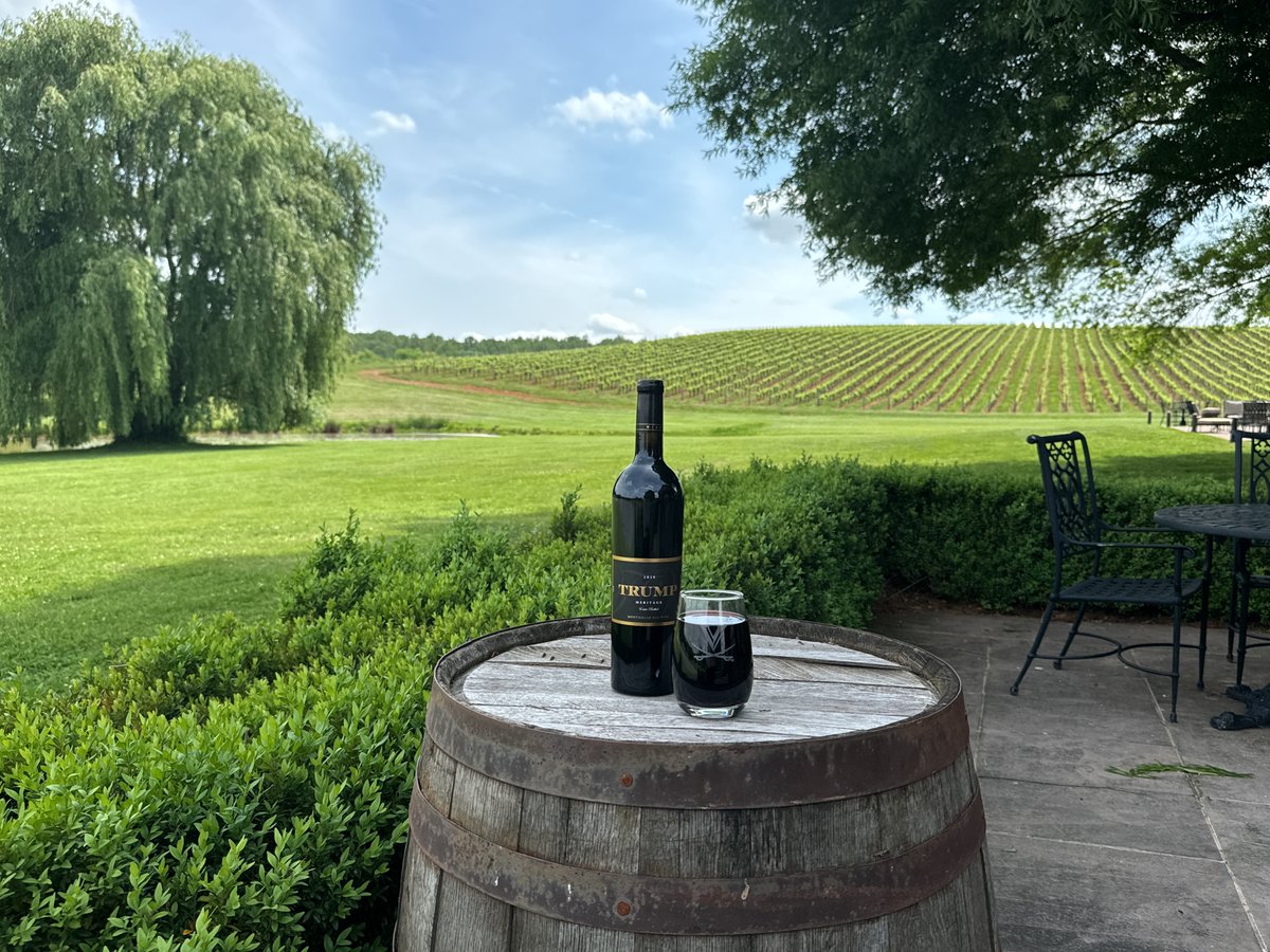 In town for UVA graduation? Come celebrate with us! 🍾 Your Hoo deserves the best - uncork a few bottles of our award-winning wines and enjoy the vineyard views together! 🧡💙 #TrumpWinery #GoHoos #UVA #Graduation