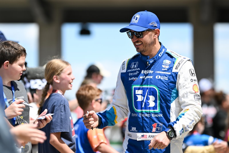 Rahal relying on experience to help younger team members before 17th 500 start! More 👉 racescene.com/racing-news/ra… - - - #indycar #grahamrahal #racing #racingcar #indy500 #racescene #racingdriver #racinglife #racingteam #indianapolismotorspeedway