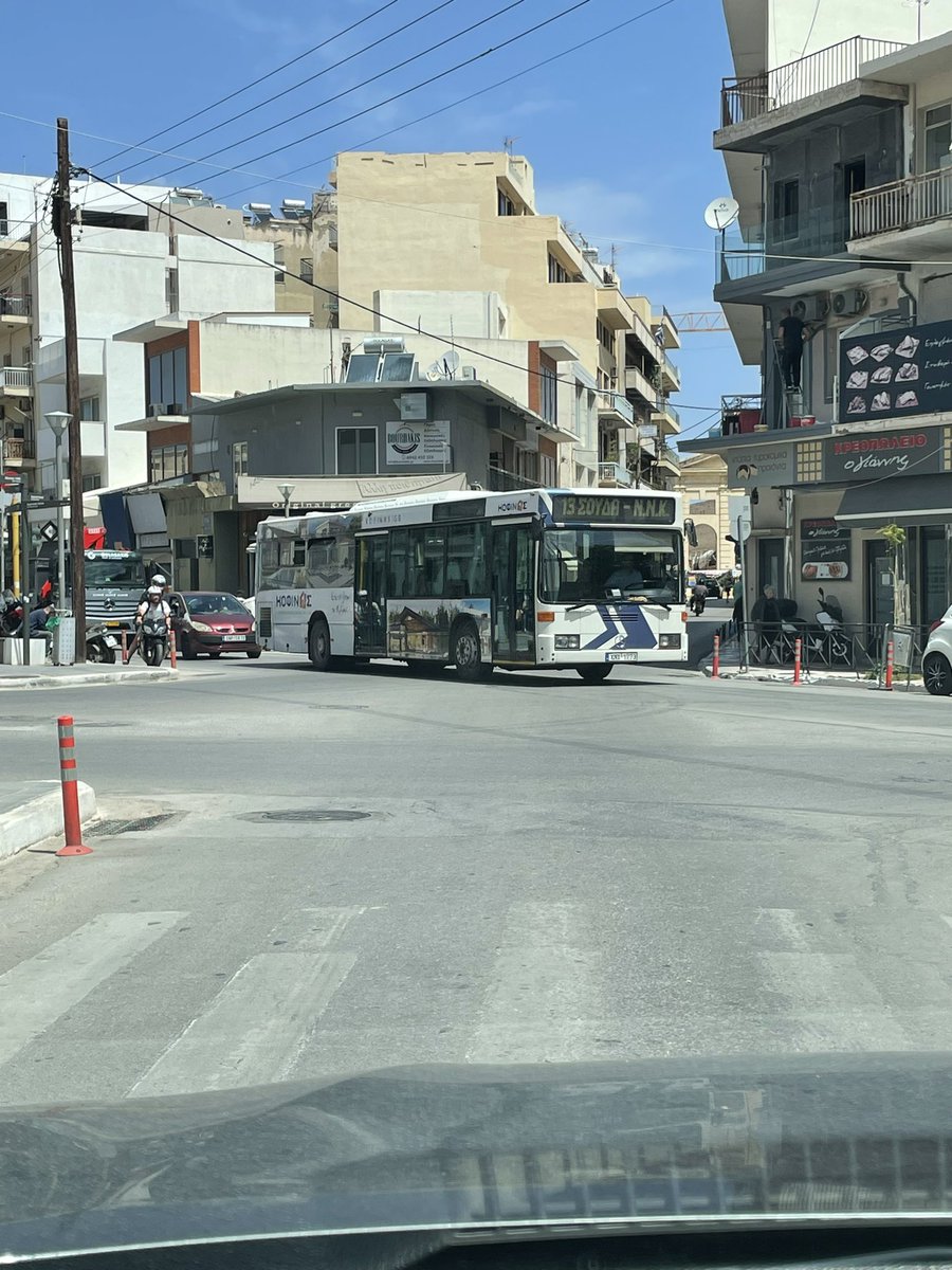 Bisschen was für die Liebhaber hier: In Chania auf Kreta hat man noch qualitativ hochwertige Fahrzeuge im ÖPNV Einsatz 🤩🤩