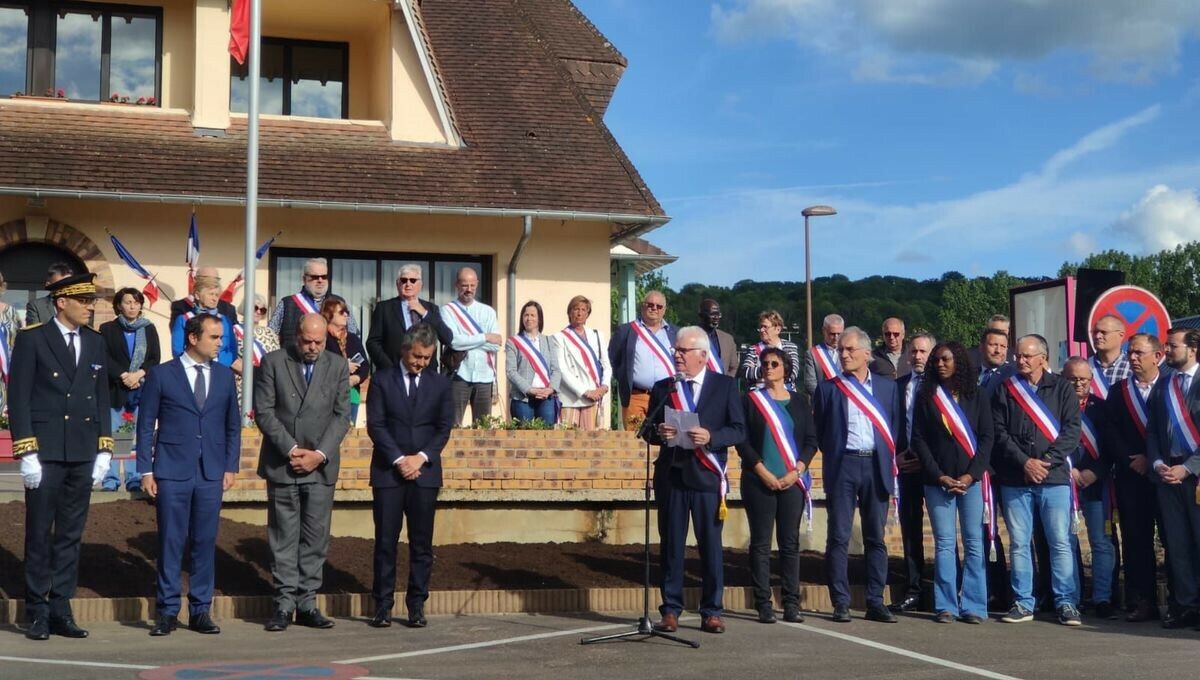 EN IMAGES - Agents pénitentiaires tués : un hommage rendu aux victimes à Incarville ➡️ l.francebleu.fr/hG6M