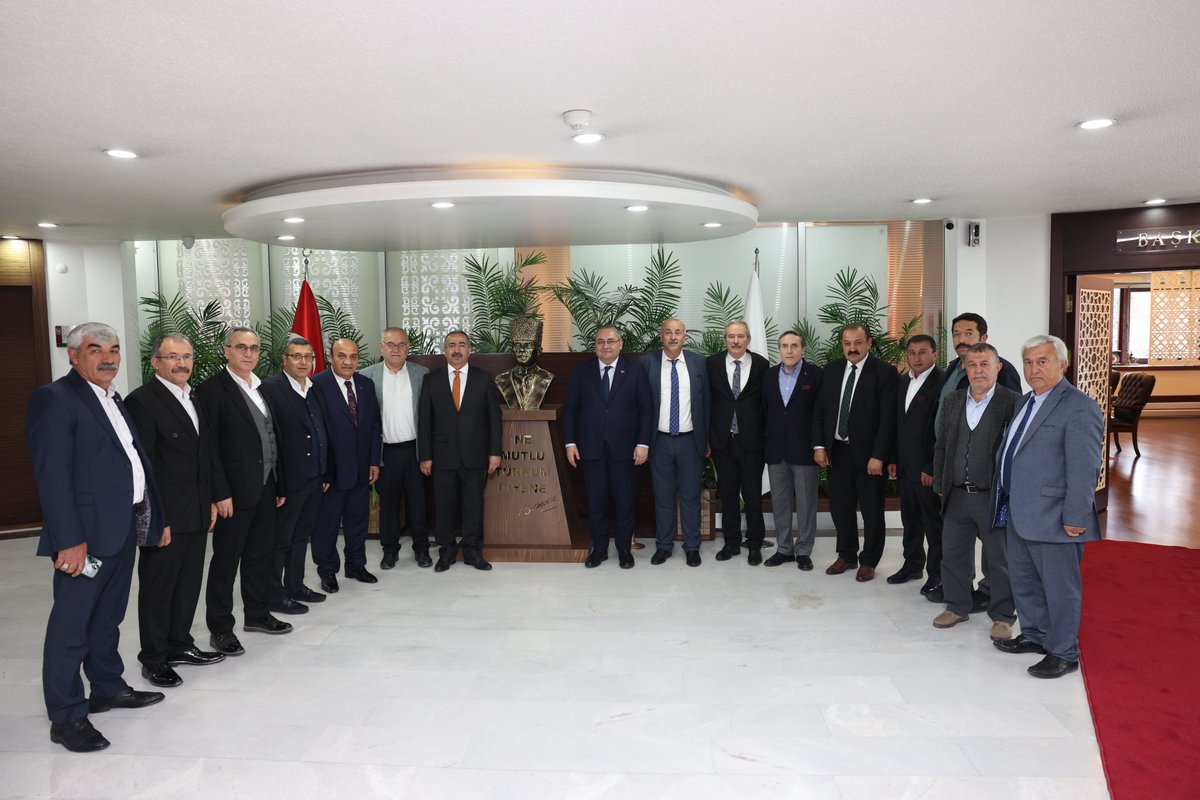 Ankara Çorumlu Dernekler Federasyonu Başkanı Sayın Hayri Çağır ve beraberindeki heyete nazik ziyaretleri için teşekkür ediyorum.