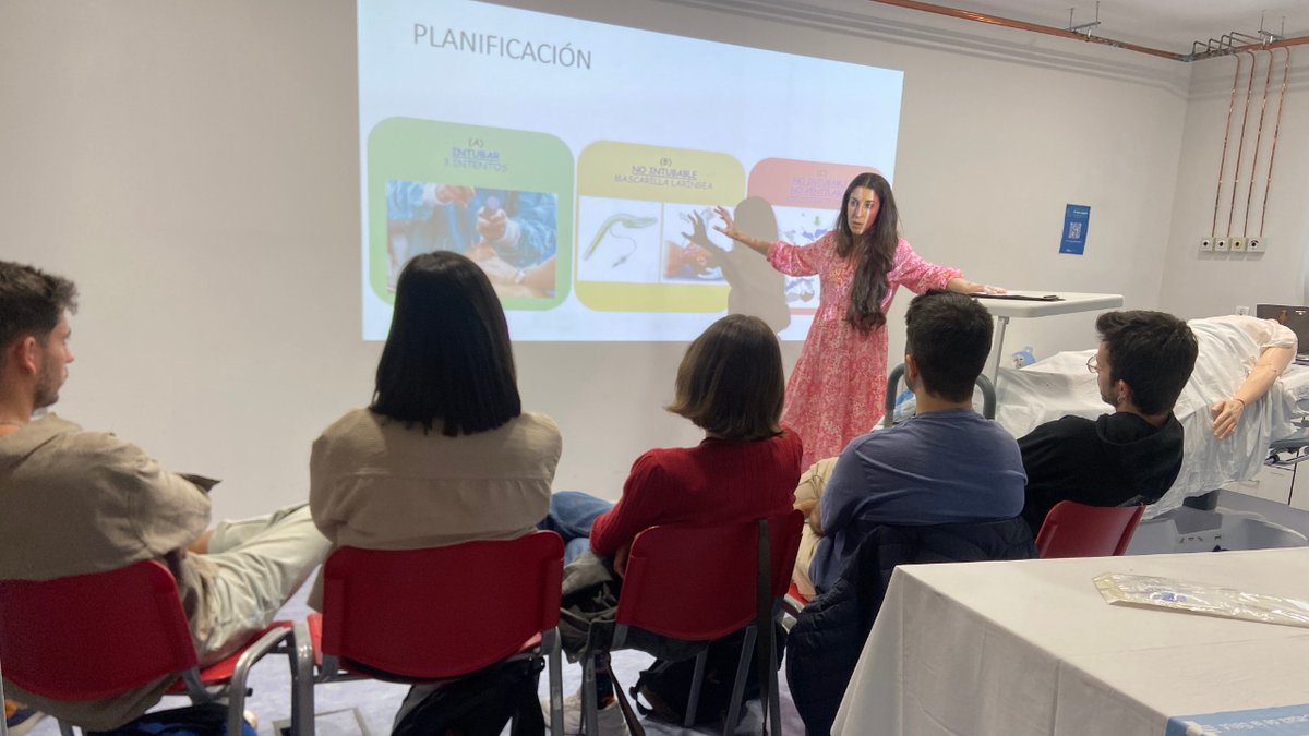 Vall d'Hebron Centre de Simulació Clínica Avançada (@simulaciovh) on Twitter photo 🫀 El Centre de #SimulacioVH ha acollit la Jornada d'entrenament en habilitats tècniques per a residents de Cardiologia organitzada per <a href="/catcardio/">Societat Catalana de Cardiologia</a>.
Els residents s'han format en habilitats tècniques sovint utilitzades en el maneig de pacients cardiològics aguts i crítics 👌 🫀 El Centre de #SimulacioVH ha acollit la Jornada d'entrenament en habilitats tècniques per a residents de Cardiologia organitzada per <a href="/catcardio/">Societat Catalana de Cardiologia</a>.
Els residents s'han format en habilitats tècniques sovint utilitzades en el maneig de pacients cardiològics aguts i crítics 👌