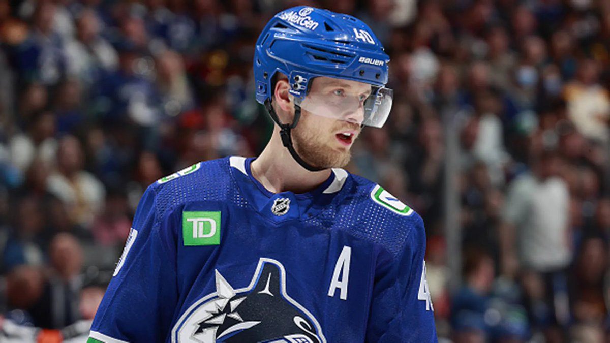 The Talking Point with @martybiron43: Do the Vancouver #Canucks need to shuffle their lines to get Elias Pettersson going? tsn.ca/nhl/video/~292…