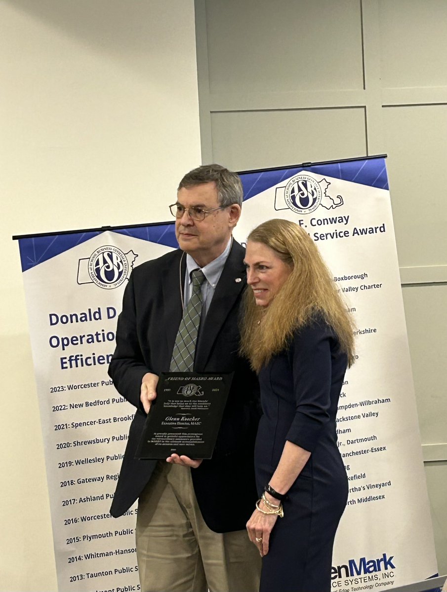In recognition of his leadership at both the state and national level, today MASC Executive Director Glenn Koocher received the Friend of MASBO Award. Congratulations, Glenn!