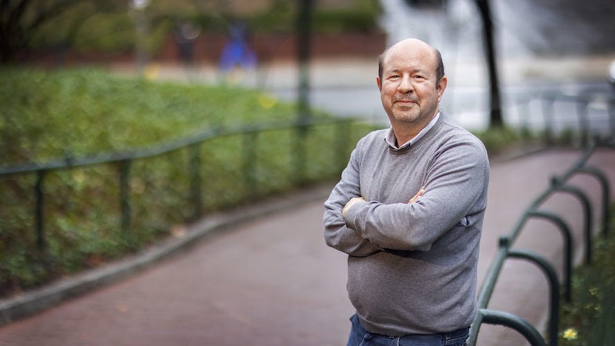 Congrats to Prof. @MichaelEMann of @Penn_EES on his election as a fellow of the @royalsociety, the national academy of sciences in the United Kingdom. Read the full announcement: bit.ly/3UL8rRb @PennCSSM @Penn 👏 👏