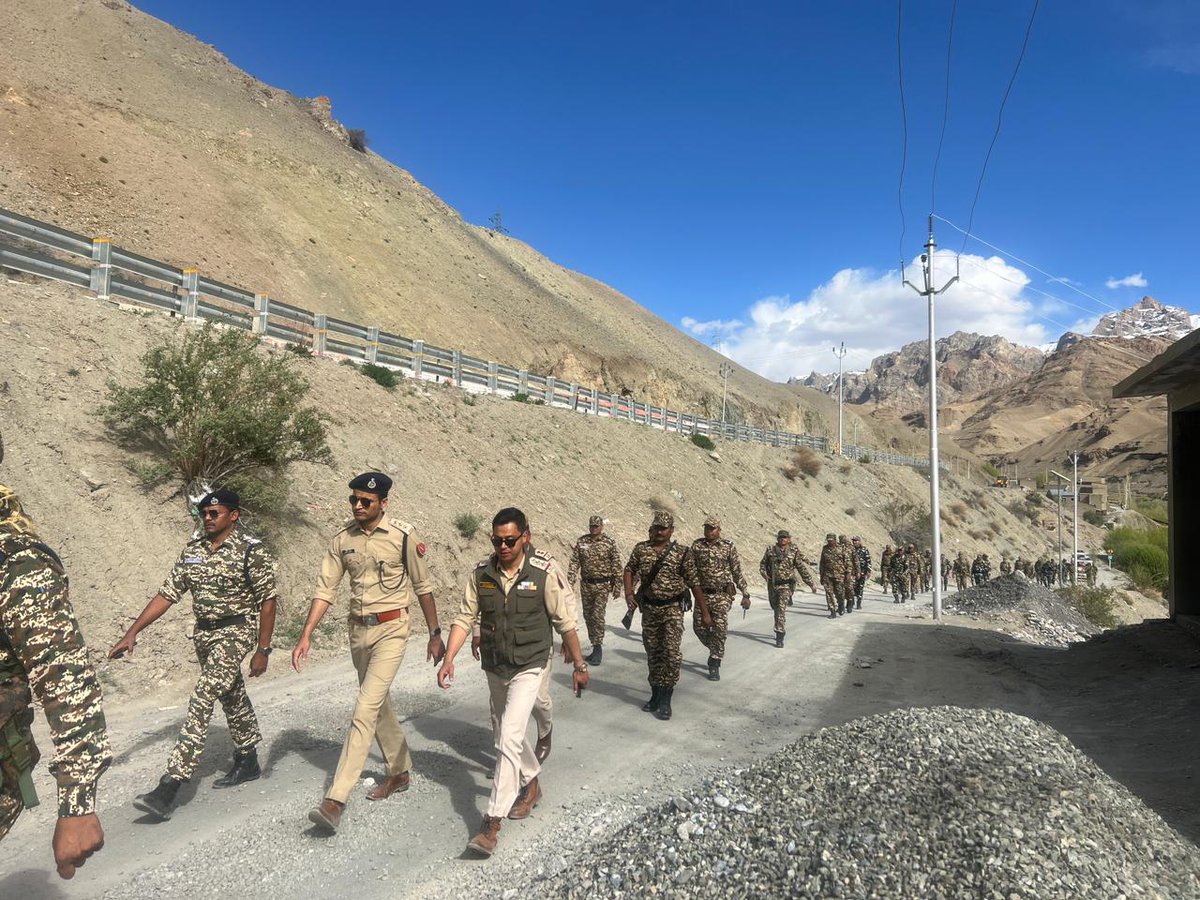 Similar flag marches were conducted at Drass lead by Addl.SP Kargil, Shakar Chiktan lead by Dy.SP Hqrs(ASP) Kargil and Sankoo area lead by Dy.SP DAR, Kargil. SHO PS  Panikar, Zanskar, and IC PP Darcik/Khangral also conducted flag marches in their respective areas.