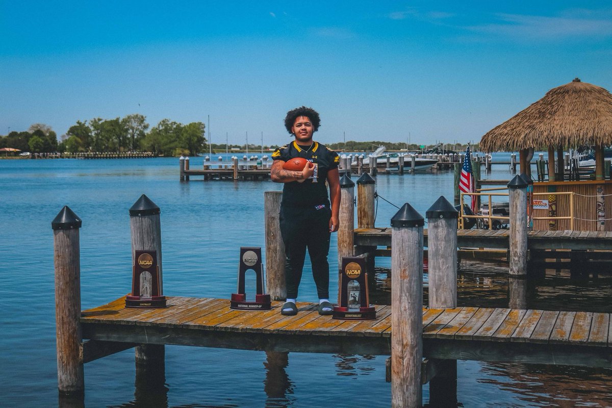 Ryan Riley tweet media