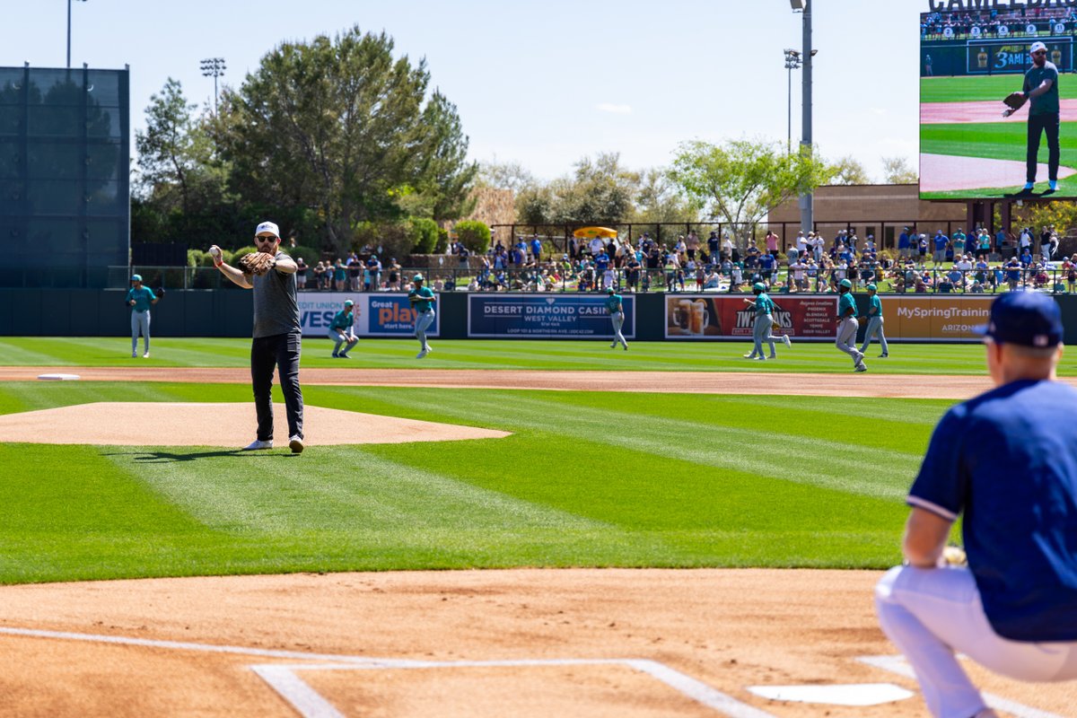 #TBT: Stroke survivor Joey Gamblin threw out the first pitch at a @Dodgers v. @Mariners #SpringTraining game as part of @StrokeAlliance's #StrikeOutStroke. Joey had a #stroke caused by a PFO. He was treated aboard our #mobilestrokeunit & has made a full recovery. #StrokeMonth