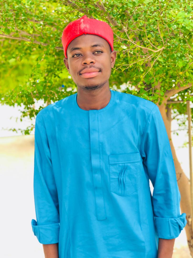 AbdullahiSafiu's tweet photo. If I feel anything rather than gratitude God then, I'm an ingrate.

When you don't know a man, the tendency to sew an oversized cloth for him is high. Know a man before you tell his story. Deeply musing. https://t.co/YTpoZFdhEp