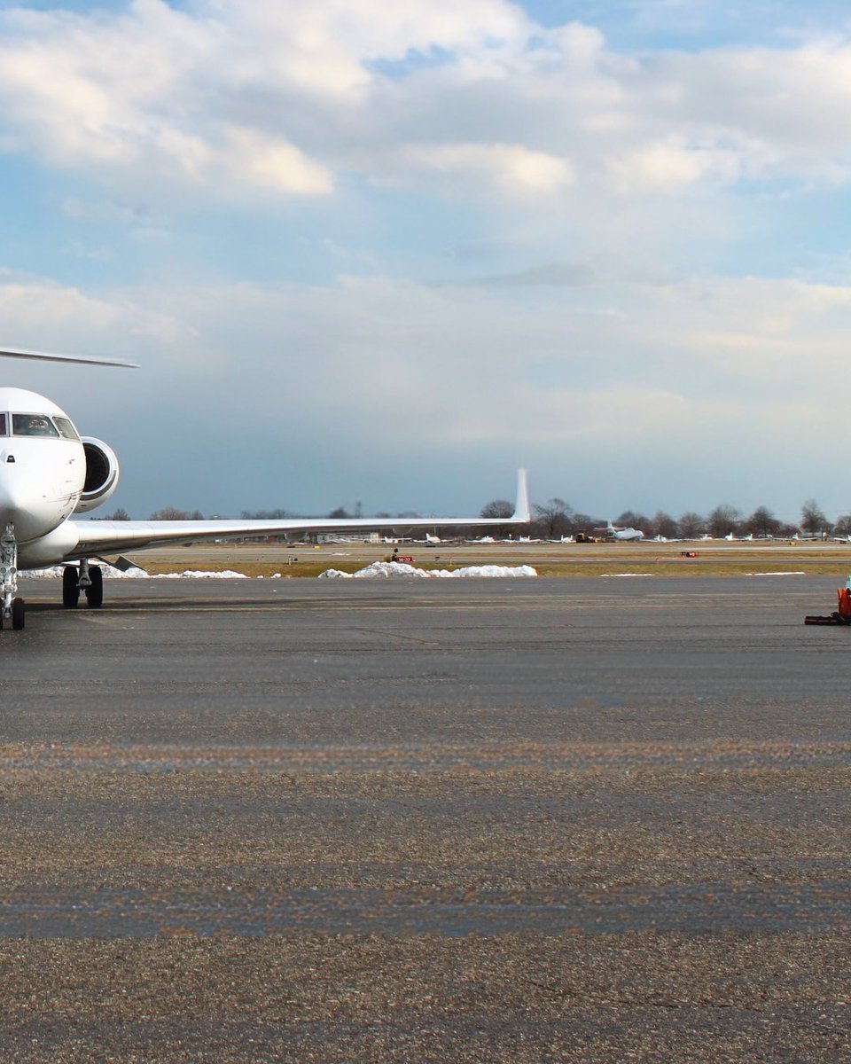 Experience the convenience of hassle-free flying with us! Say goodbye to arrival and departure delays and hello to on-time missions. 🤩​ #republicjetcenter #rjc #kfrg #NYFBO #fbo #republicairport #farmingdale #jet #airplane #aviation