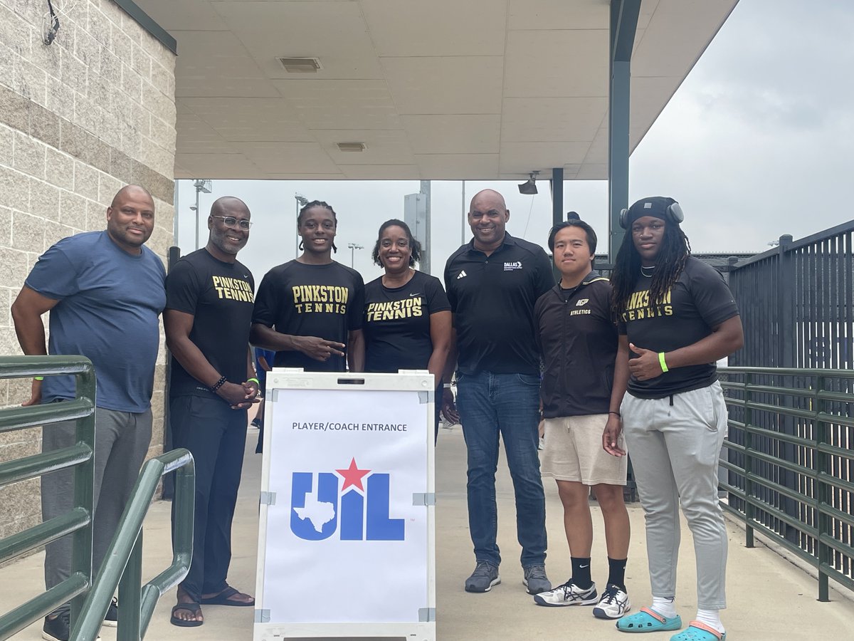 Congratulations to Pinkston's Malcolm Moore who won his opening match of the @uiltexas 4A state tennis tournament. He won in three sets to advance to the semifinals Thursday at 4 PM. #uilstate #NextLevelReady