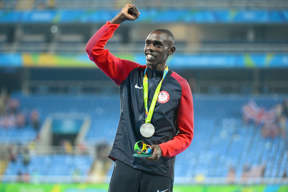 #ThrowBack to when former WCAP Soldier-athlete SPC Paul Chelimo shocked the work with a Silver Medal performance in the men's 5,000-meter event at the 2016 Olympic Games in Rio de Janeiro.

#trackandfield #usarmy #beallyoucanbe #fast #runnerslife #brazil #usa #teamusa #usatf