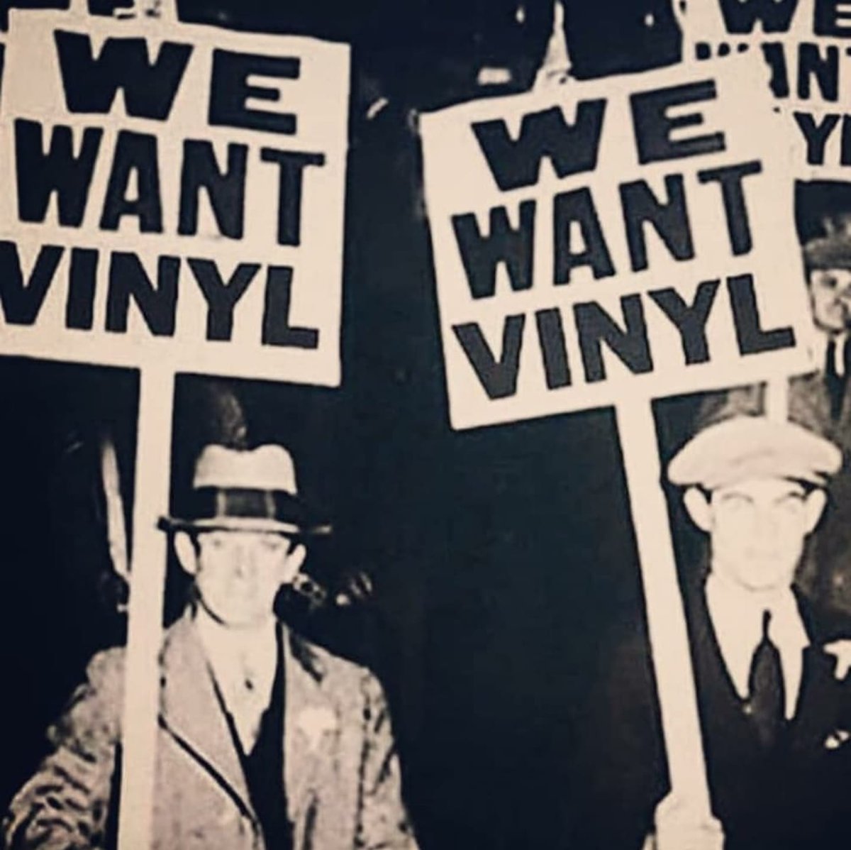 Record Fair NL tweet media