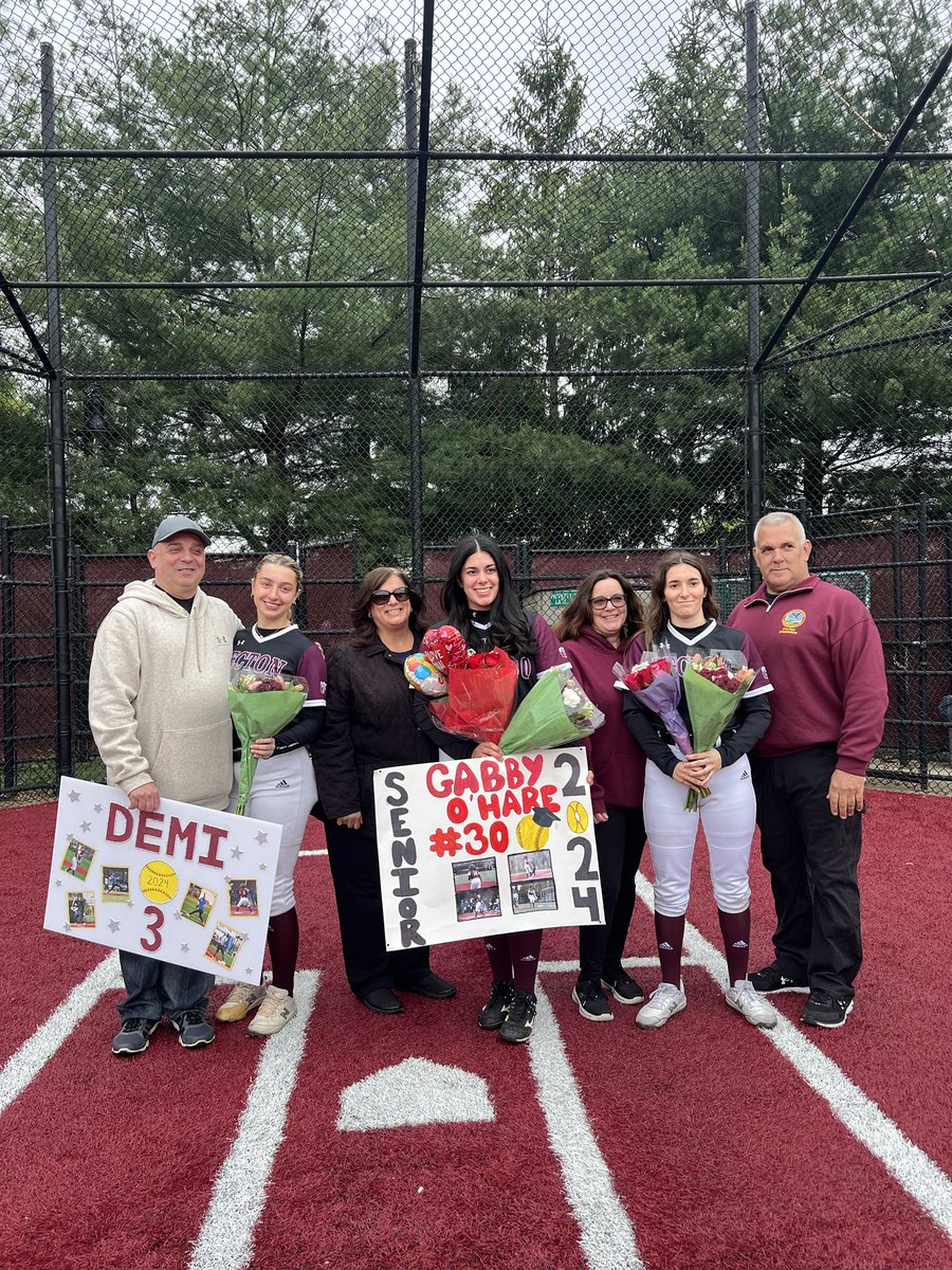 Congrats to our Seniors today! Getting the W! 4 years go by fast! All the best🐾🥎🐾.