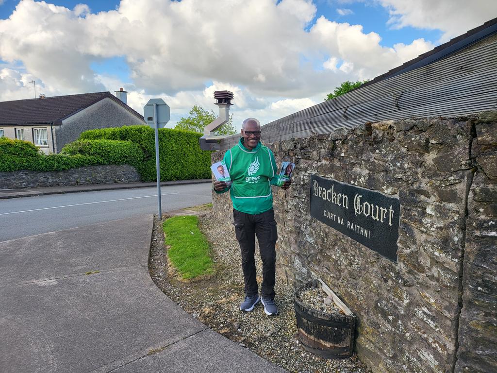I was out today canvassing, Donnybrook continues. Very unfriendly weather with a lot of rain. I had constructive discussions about speeding, high cost of living with the beautiful residents in Bracken Court, Castletreasure Grove. Thank you all. #keepgoinggreen
Up the GREEN PARTY!