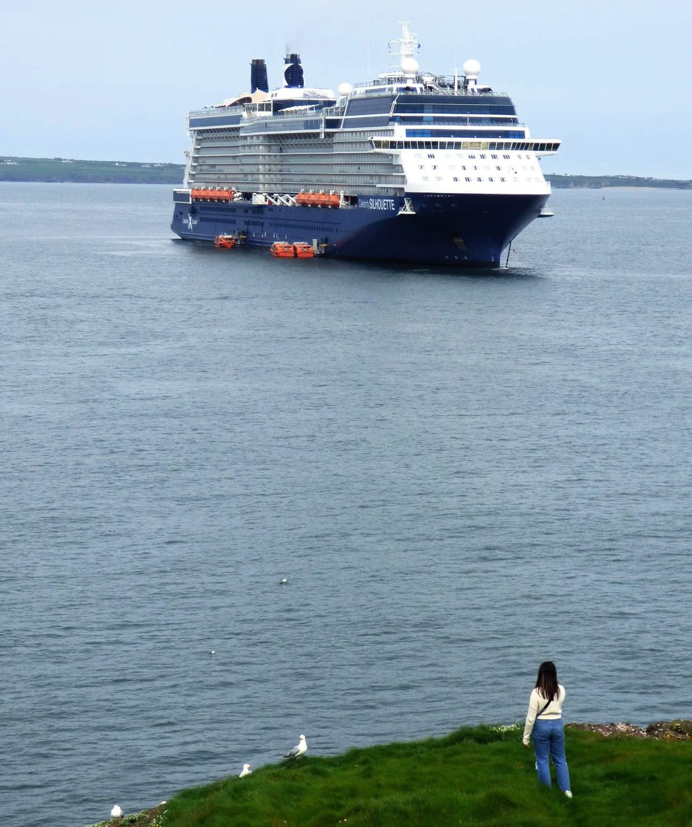 Trasna na dtonnta…

@CelebrityCruise visits @PortofWaterford at Dunmore East, Co. #Waterford 

@VisitWaterford