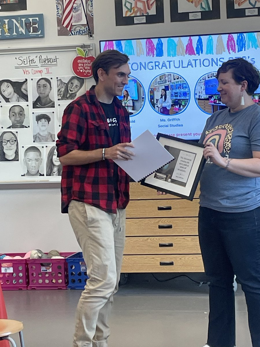 @AFMSChargers mentors showed their BTs all the love today! What a beautiful culmination of their partnership. They framed quotes selected by mentors, collected words from students to create personalized memory books, and presented to these deserving teachers! @ArtWithWithers