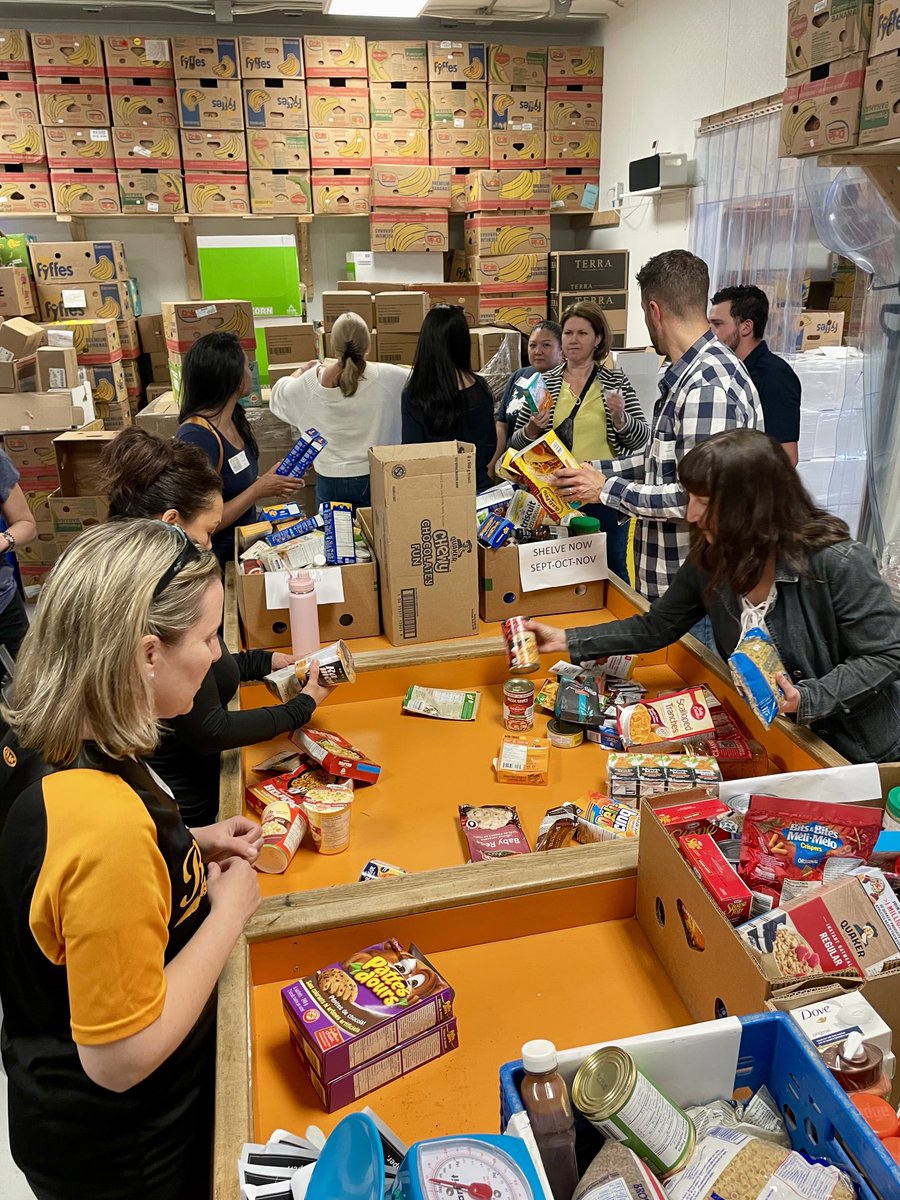 Thank you so much to the good people at The Orangeville Foodbank  ⁦<a href="/orangevillefood/">orangevillefoodbank</a>⁩ for having us! We had an amazing time putting our faith in action! ⁦<a href="/DPCDSBSchools/">Dufferin-Peel Catholic District School Board</a>⁩