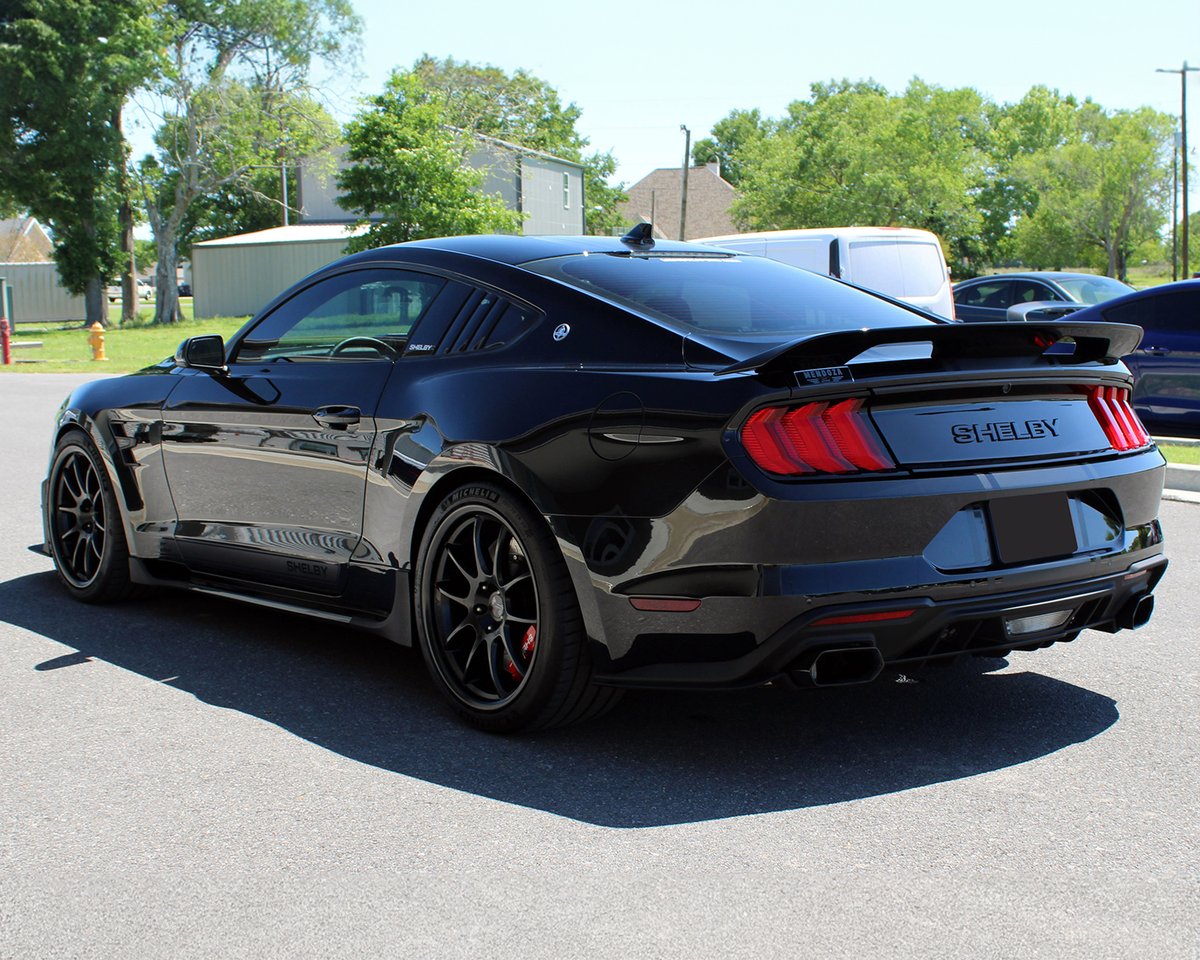 Move into the fast lane with this 2023 #Shelby Super #Snake finished in Shadow Black! This machine packs a punch with its 5.0L engine boosted by an 825+ fhp #Whipple #Supercharger Package. It sold for $126,500 at the 2024 #PalmBeach Auction. Learn more: bit.ly/PB24TW-12023Fo…