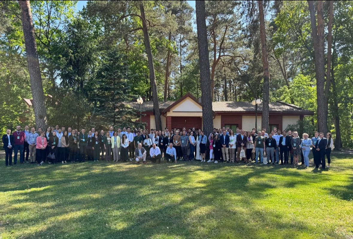 The finest possible participants at the EnviLink conference! 

#EnviLink #networking #conference #GIS